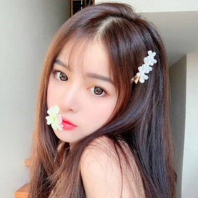 2025美女头像图片