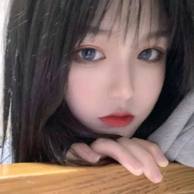 2025美女头像图片
