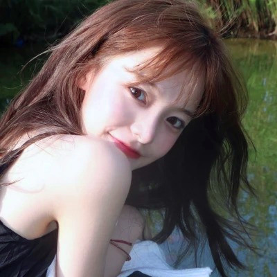 2025美女头像图片
