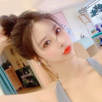 2025美女头像图片