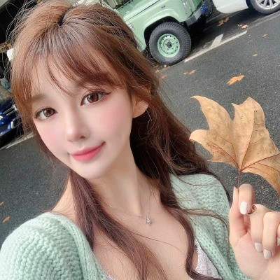 2025美女头像图片