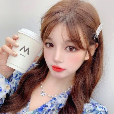 2025美女头像图片
