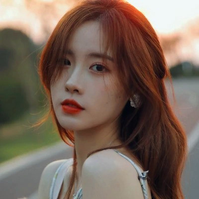 2025美女头像图片