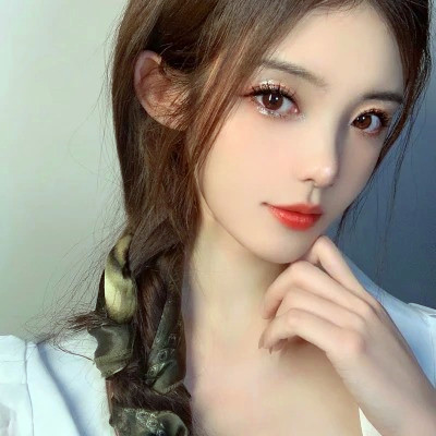 2025美女头像图片