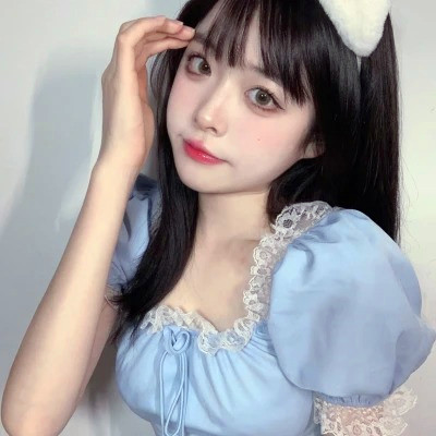 2025美女头像图片