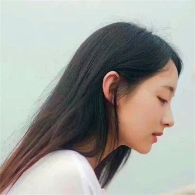 女生微信头像简约干净真人图片