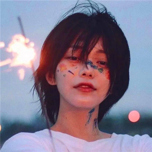 2025好看到爆的微信头像图片