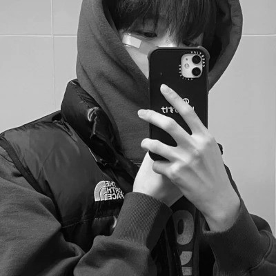 黑白系男生头像