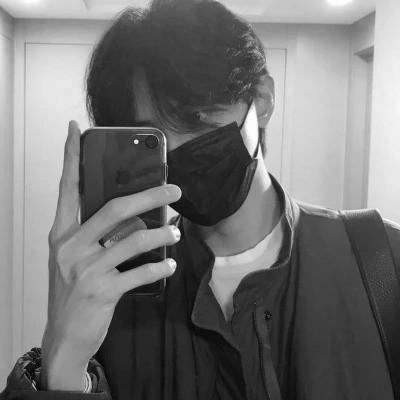 黑白系男生头像