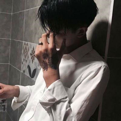 超帅的真人男生头像