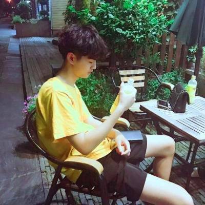 超帅的真人男生头像