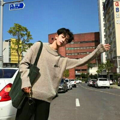 超帅的真人男生头像