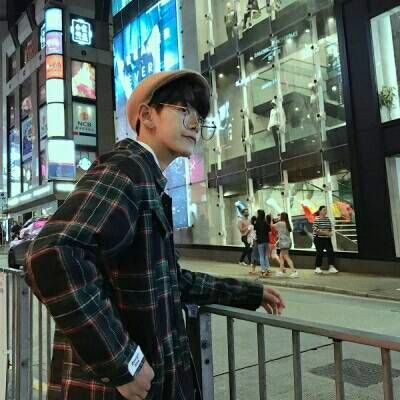 超帅的真人男生头像