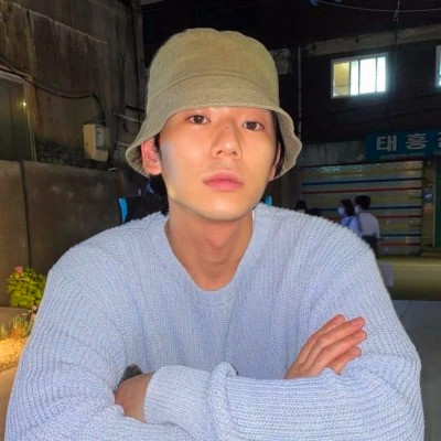 好看的真人男头像