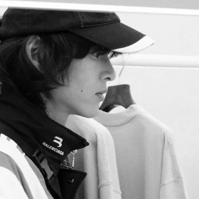 真人男生超酷帅气头像图片