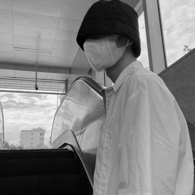 真人男生超酷帅气头像图片