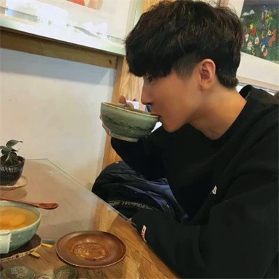 真人男生超酷帅气头像图片