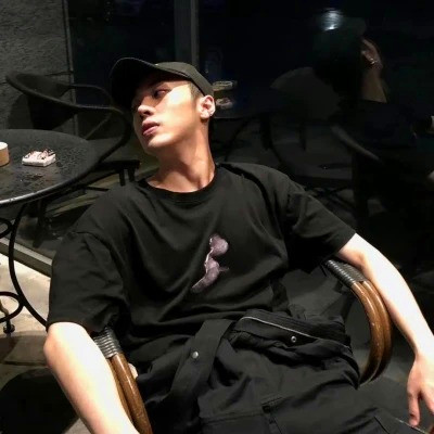 真人男生超酷帅气头像图片