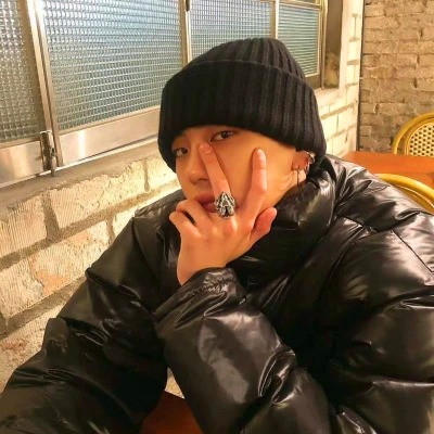 真人男生超酷帅气头像图片