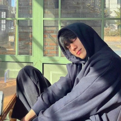 真人男生超酷帅气头像图片