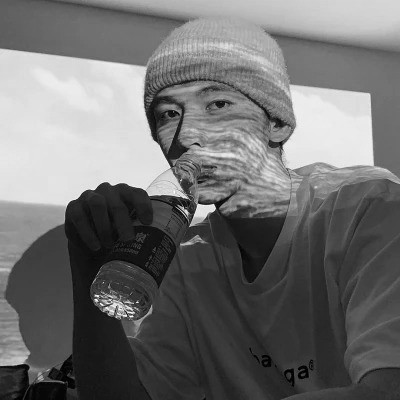 男生头像ins高级质感黑白