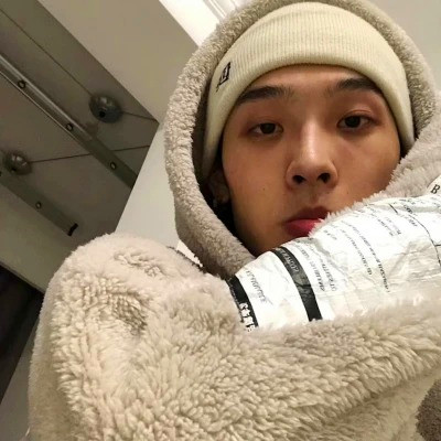 男生头像冷酷帅气阳光图片