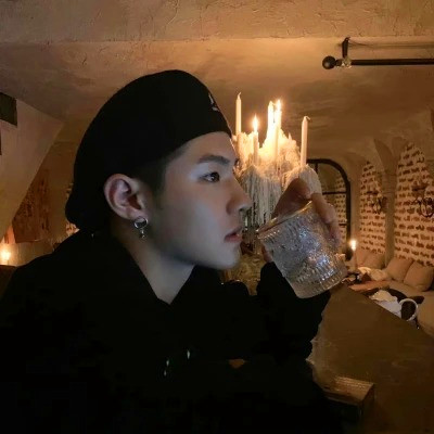 男生头像冷酷帅气阳光图片