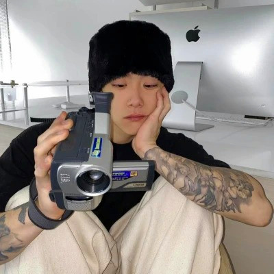 男生头像冷酷帅气阳光图片