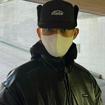 男生头像冷酷帅气阳光图片