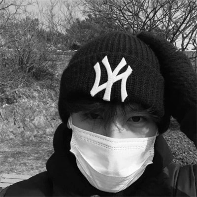男生头像黑白高冷图片