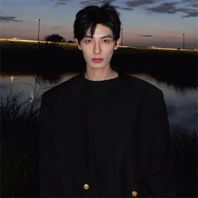 小众不易撞的头像男生真人图片