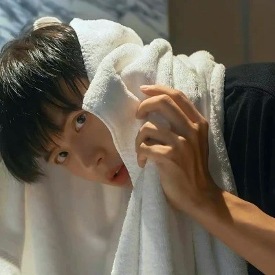 小众不易撞的头像男生真人图片