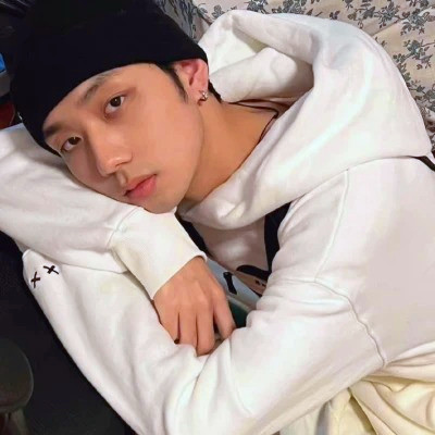 小众不易撞的头像男生真人图片