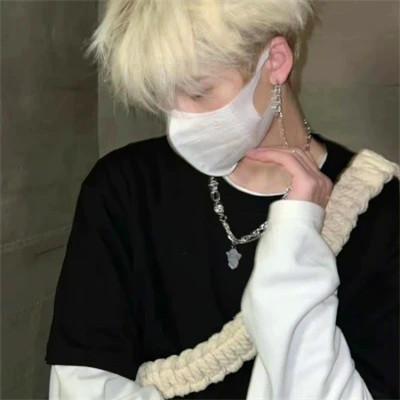 小众不易撞的头像男生真人图片