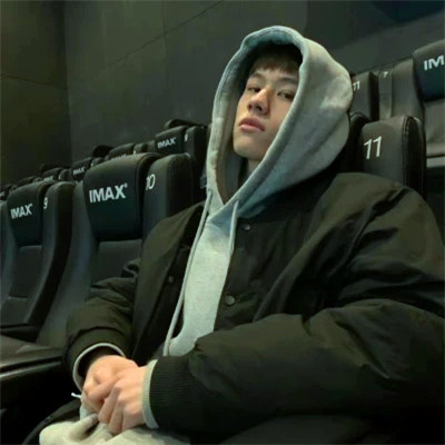 小众不易撞的头像男生真人图片