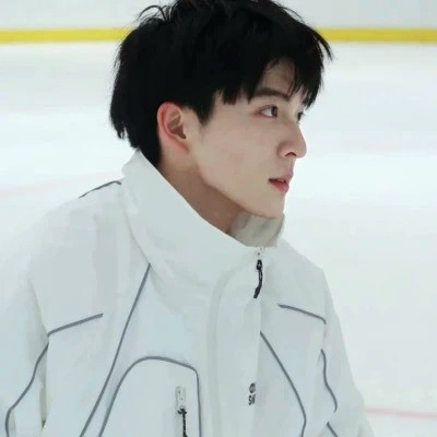 小众不易撞的头像男生真人图片