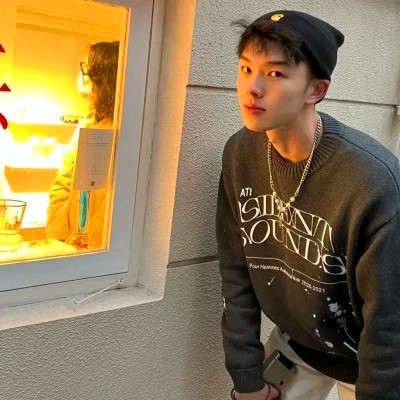 小众不易撞的头像男生真人图片