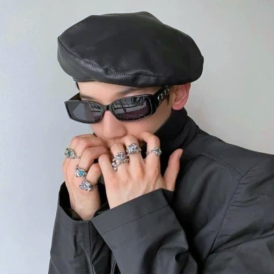 小众不易撞的头像男生真人图片