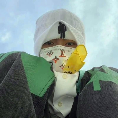 小众不易撞的头像男生真人图片