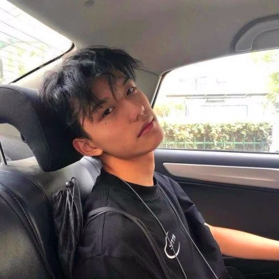 小众不易撞的头像男生真人图片