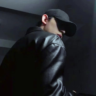 小众不易撞的头像男生真人图片