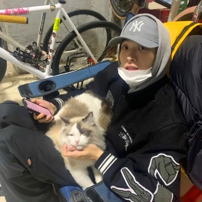 小众不易撞的头像男生真人图片