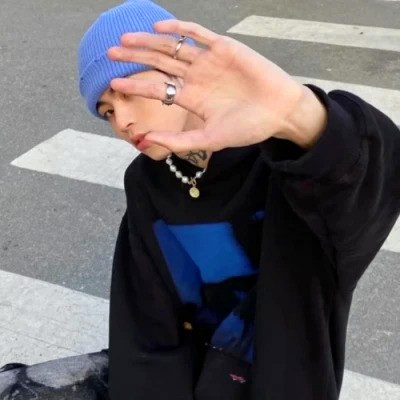 小众不易撞的头像男生真人图片