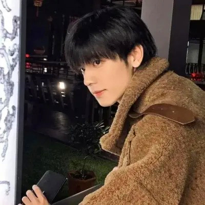 小众不易撞的头像男生真人图片