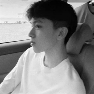男头黑白真人头像高冷帅气图片