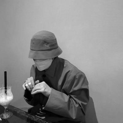 黑白头像男生冷酷霸气