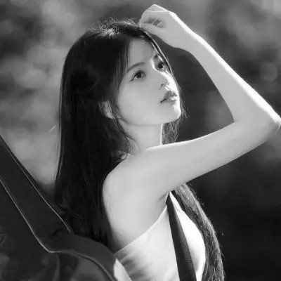 黑白高级头像女