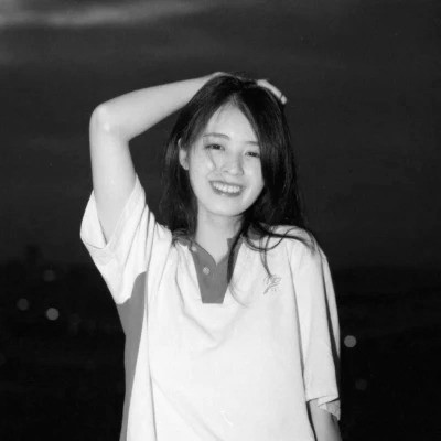 黑白高级头像女