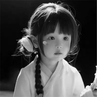 黑白高级头像女