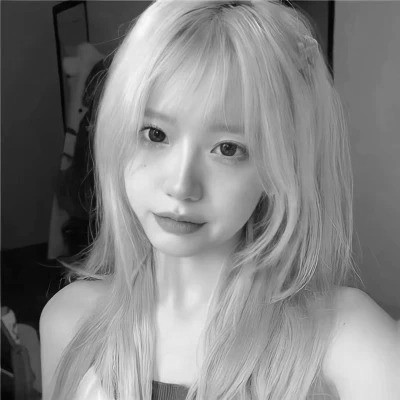 黑白高级头像女